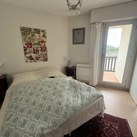 Appartamento Spacieux Avec Balcon Et Parking - Proche Et Centre - Fr-1-712-84