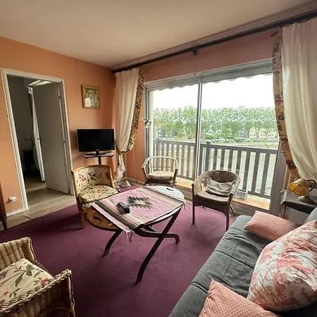 Spacieux Avec Balcon Et Parking - Proche Et Centre - Fr-1-712-84 Appartamento Trouville-sur-Mer